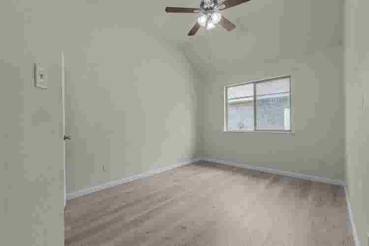 1 BR in Dallas