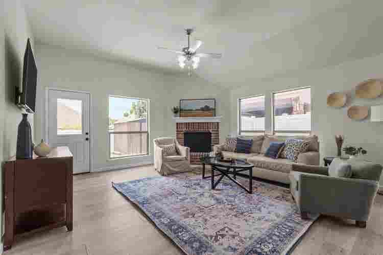 1 BR in Dallas