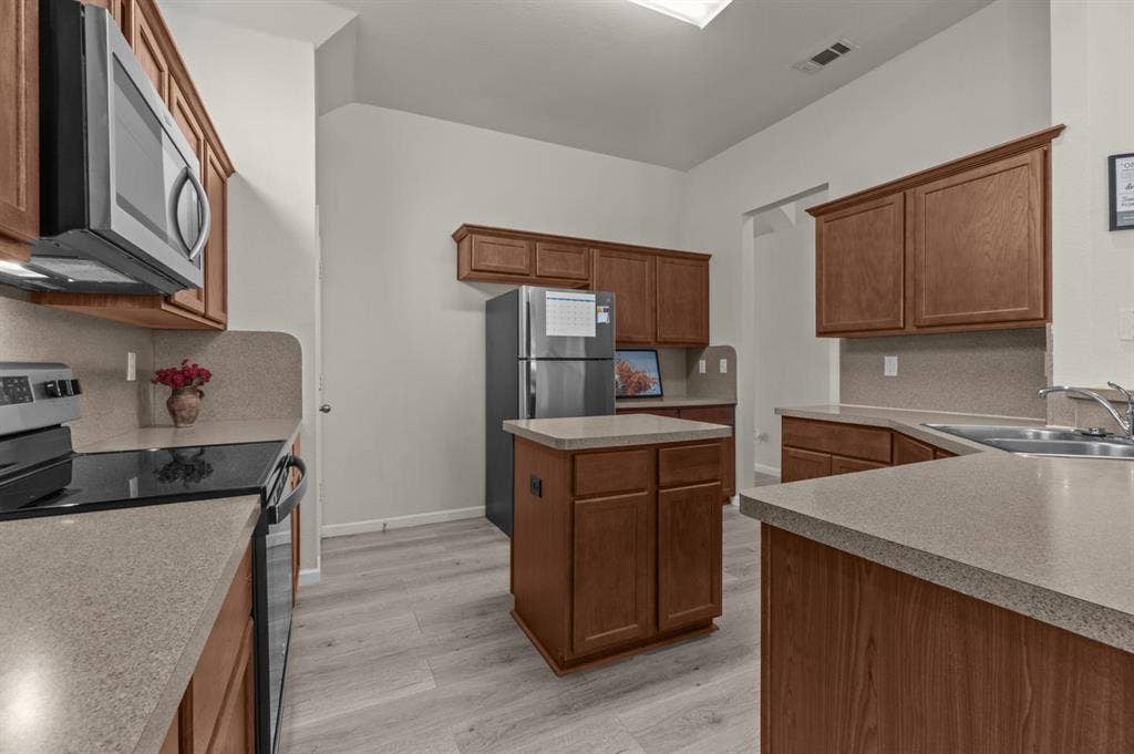 1 BR in Dallas