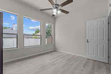 1 BR in Dallas