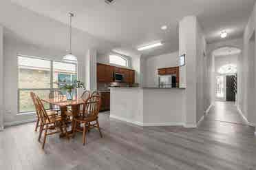 1 BR in Dallas