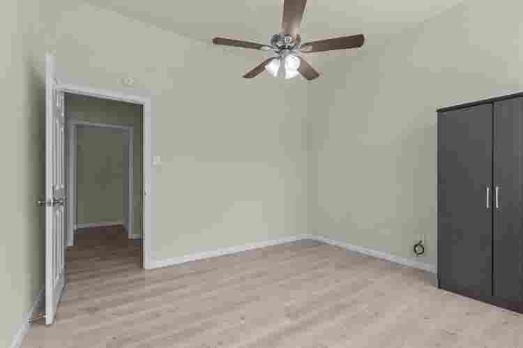 1 BR in Dallas