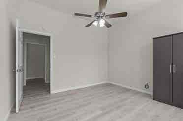 1 BR in Dallas