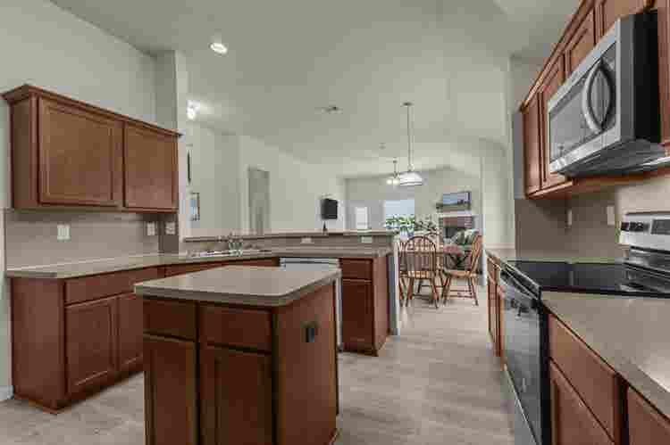1 BR in Dallas