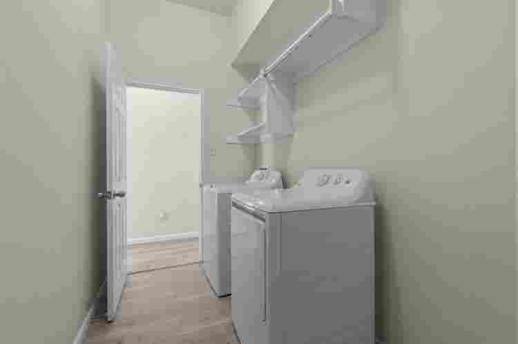 1 BR in Dallas