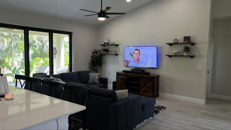 Room for Rent (Flexible lease)