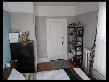 Room available in 3BR Apartment