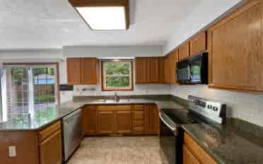 bath house for rent