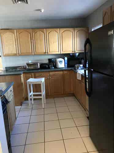 PRIVATE ROOM FOR MONTHLY RENTAL