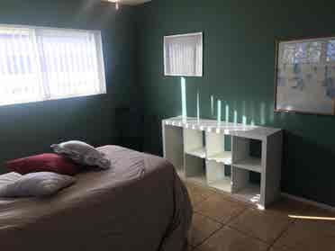 PRIVATE ROOM FOR MONTHLY RENTAL