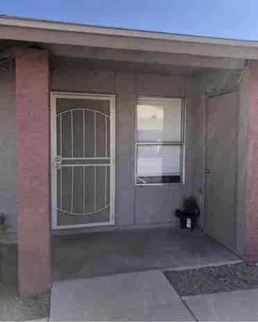 1bed room and shared bathroom