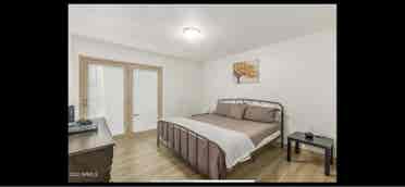 MASTER 
ROOM & LIVING SPACE FOR RENT