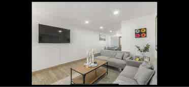 MASTER 
ROOM & LIVING SPACE FOR RENT