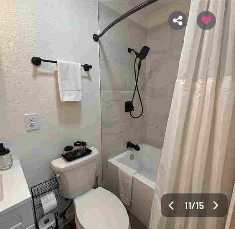 Room, Private Den , Private Bath Rm