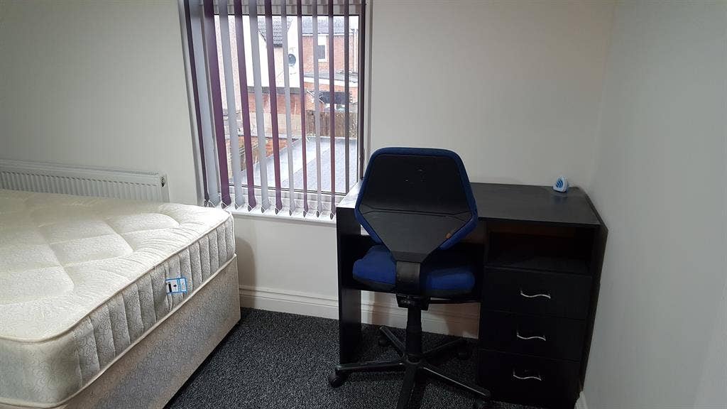 Ensuite all utilities-wifi incl