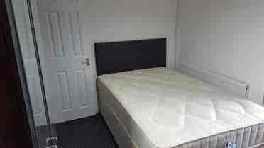Ensuite all utilities-wifi incl