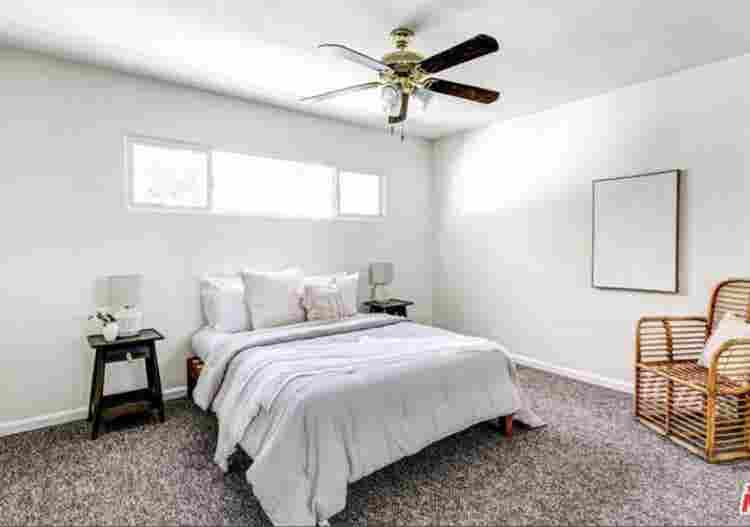 North Hollywood room for rent!