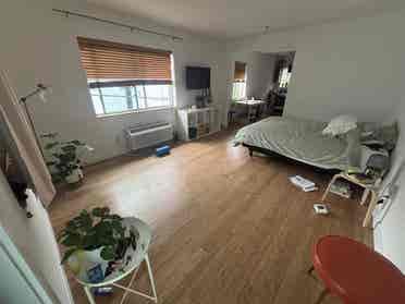 furnished studio in Miami Beach