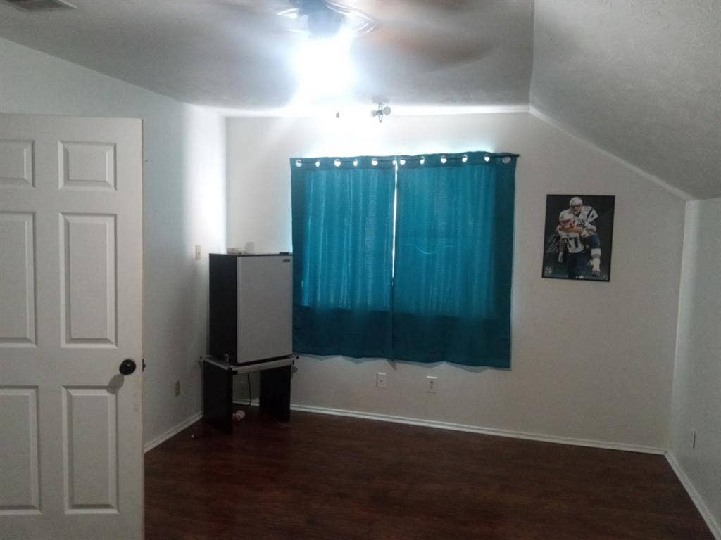 Room for rent