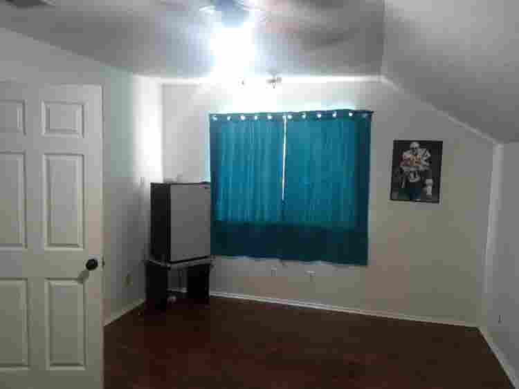 Room for rent