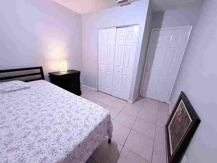 🌸$ cozy Furnished Room