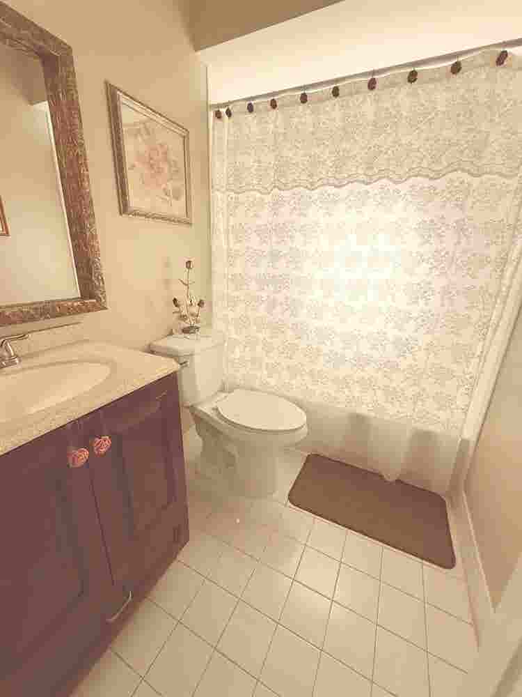 🌸$ cozy Furnished Room