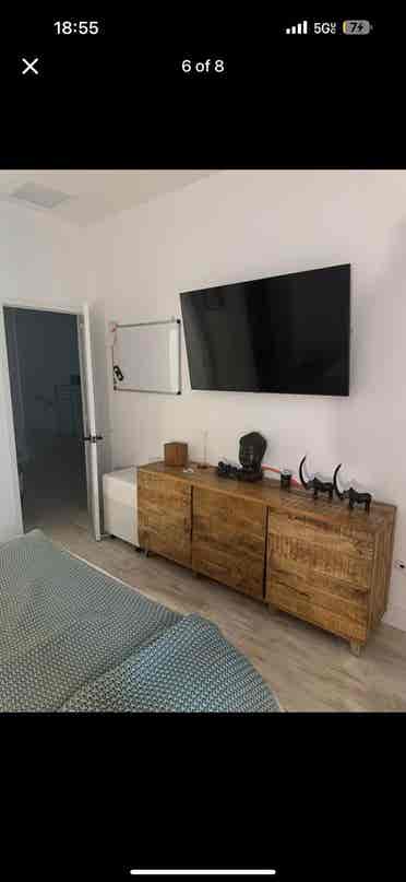 Room available, private bathroom