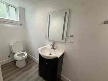 Private room  en-suite private Bath