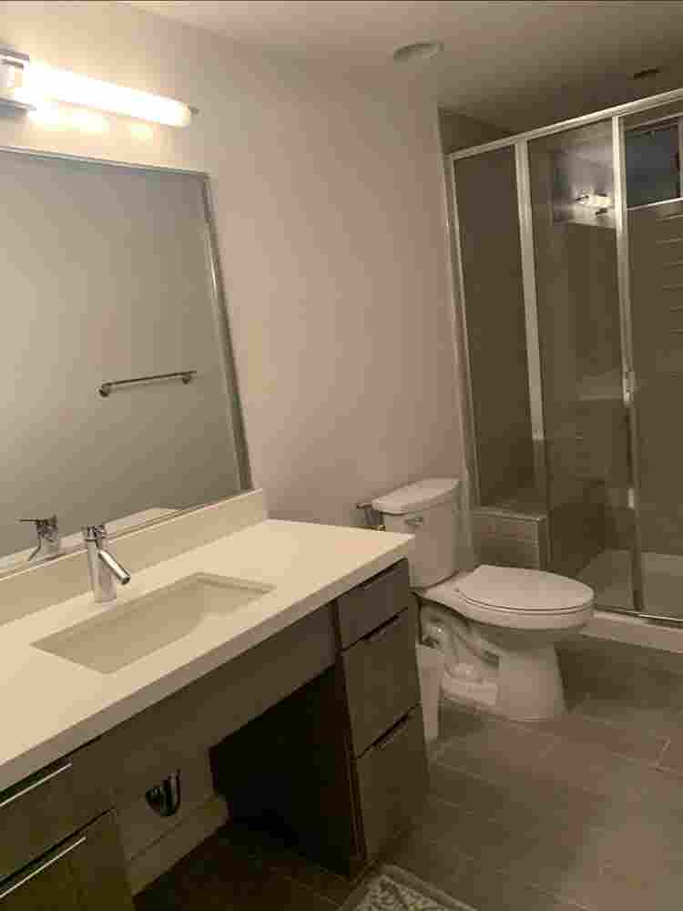 Looks master bedrooms,Beverly Hills
