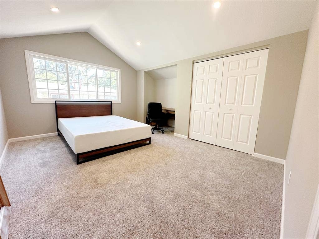 SJSU Student Housing Furnished