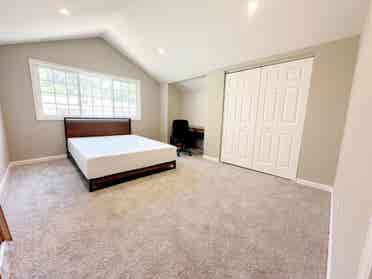 SJSU Student Housing Furnished