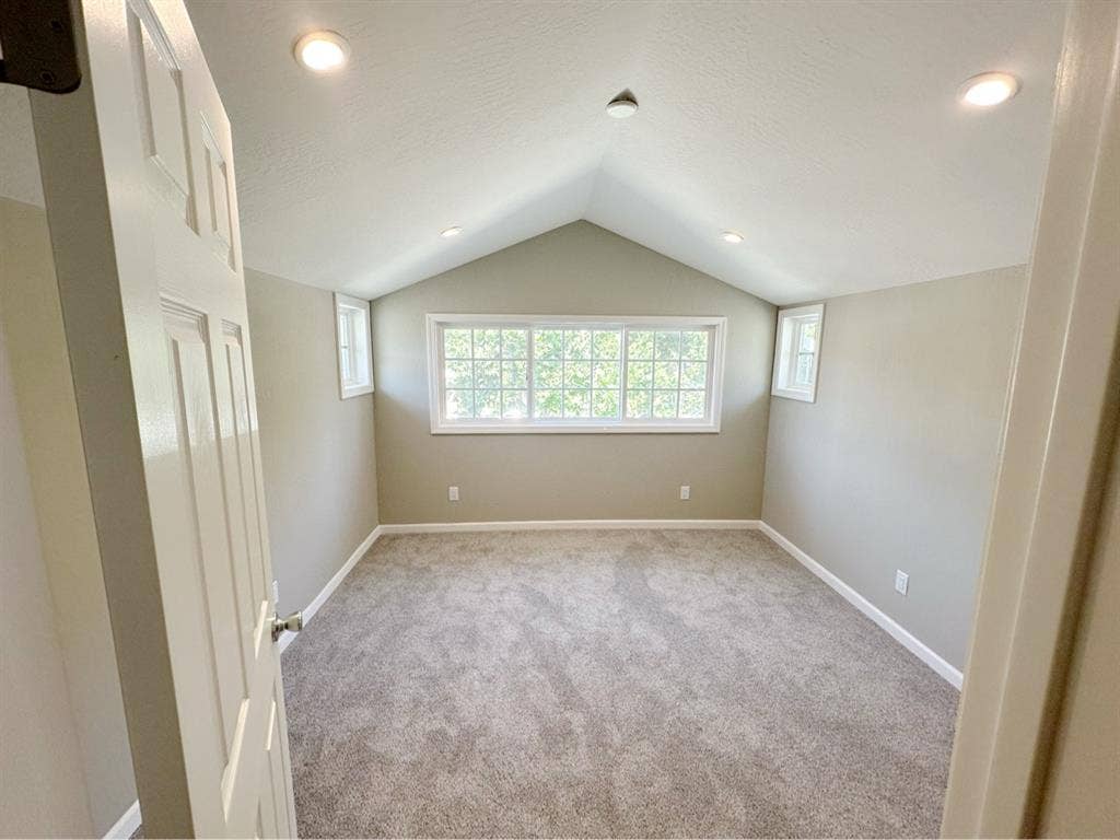 SJSU Student Housing Furnished