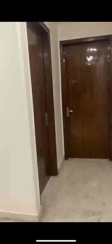 Need for female roommate in 3bhk