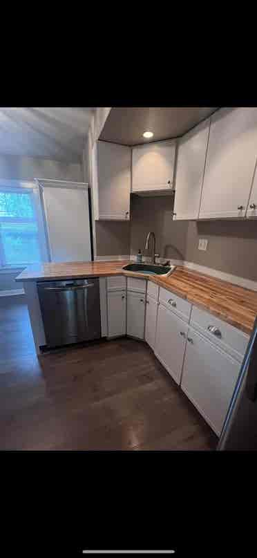 4 BR
 in Vintage Building