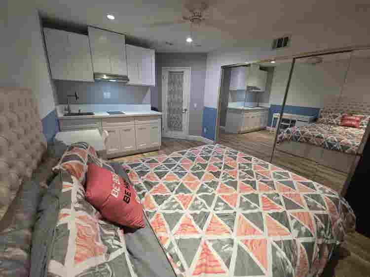 Room for rent