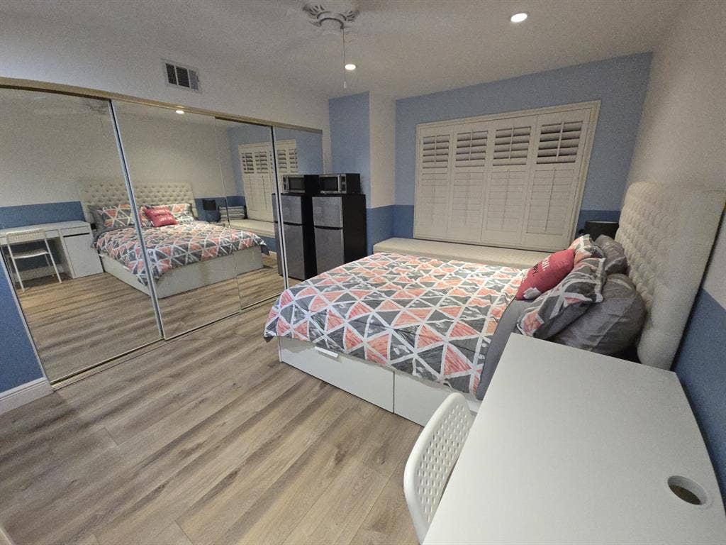 Room for rent