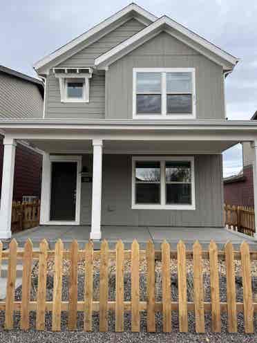 6 month lease in Erie!