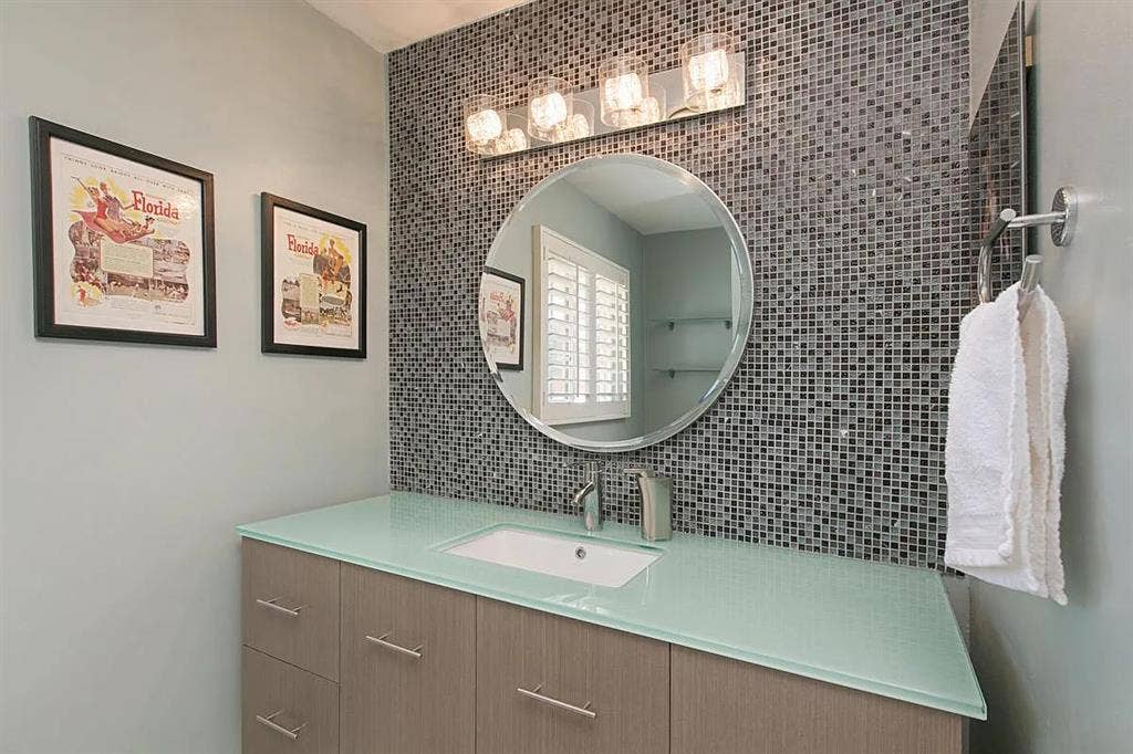 Beautiful Master Suite Available