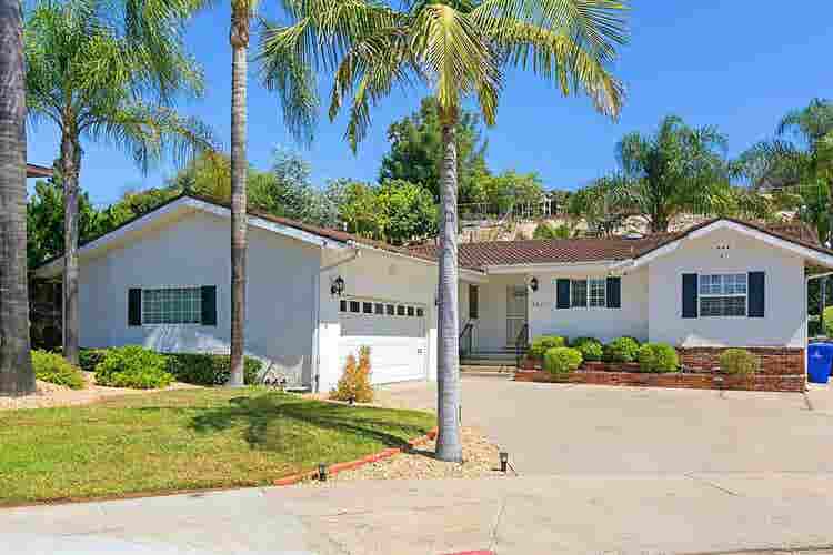 Beautiful Master Suite Available