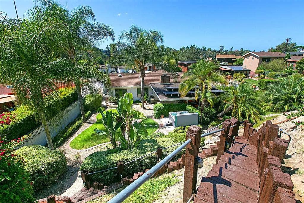 Beautiful Master Suite Available