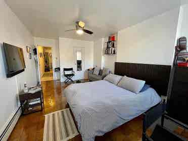 Spacious one-bedroom apartment