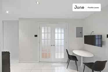 3 BR in New York City