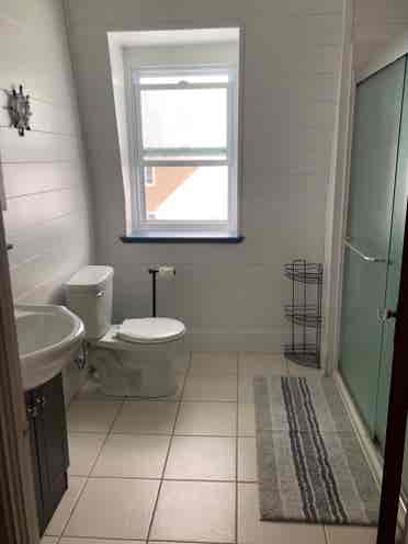 7 Rooms available/ 7 Chambres dispo