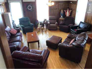 7 Rooms available/ 7 Chambres dispo