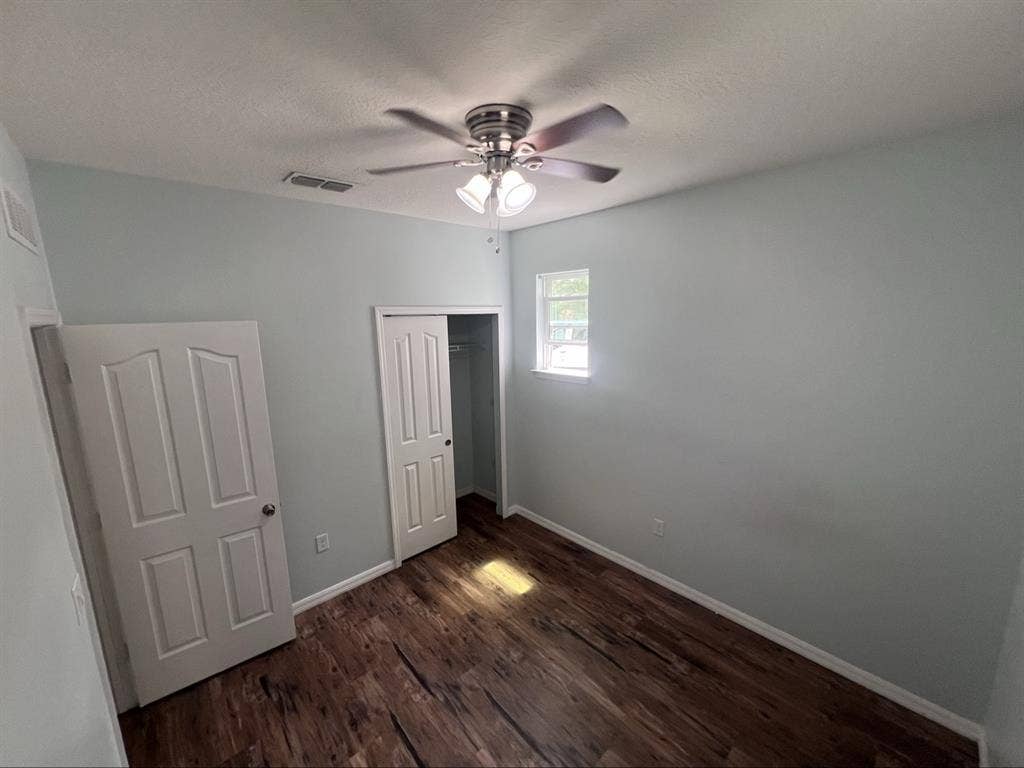 Private room with shared bathroom