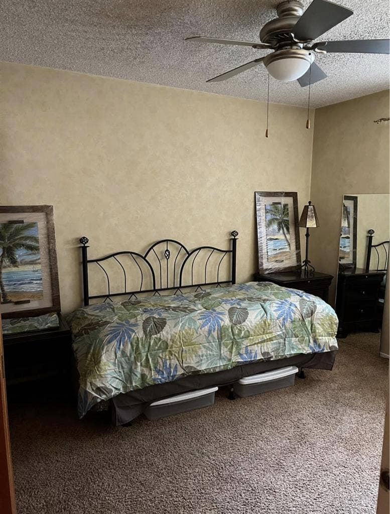 Lovely East Side Costa Mesa Room