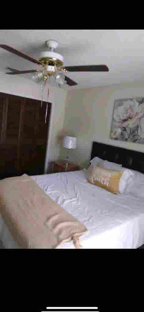 I am renting a bedroom female