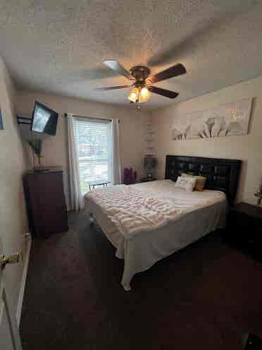 I am renting a bedroom private bath
