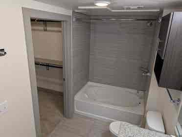 Room for Rent in BA Apartment