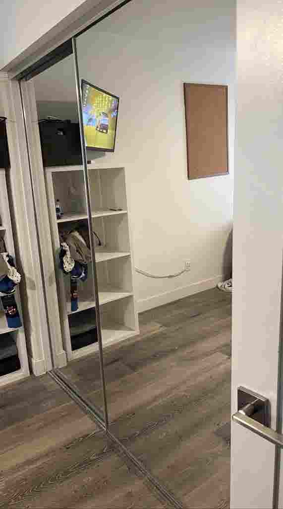 Newly renewed fully furnished room